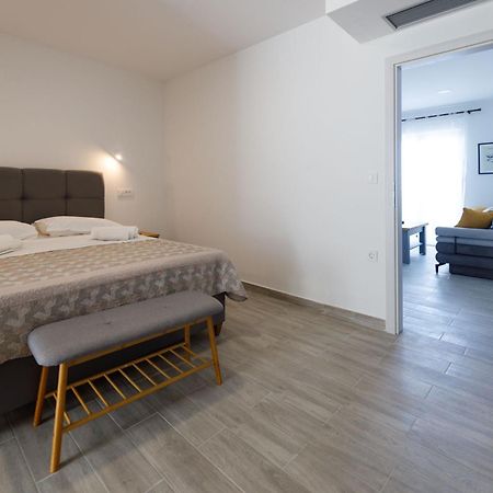 Apartamento Apartman Maro Makarska Exterior foto