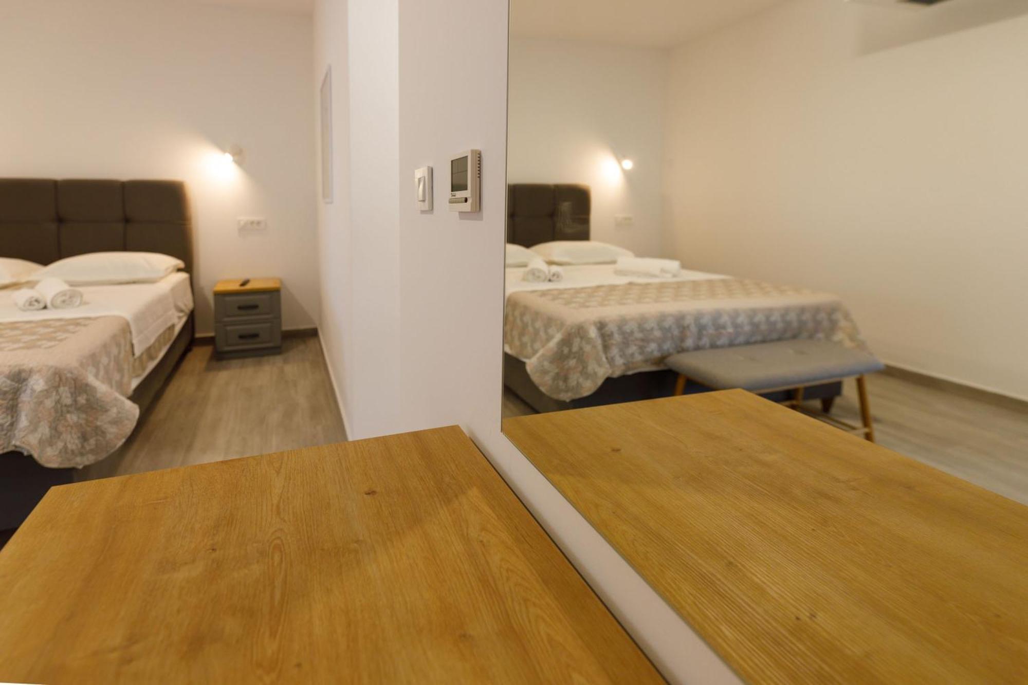 Apartamento Apartman Maro Makarska Exterior foto